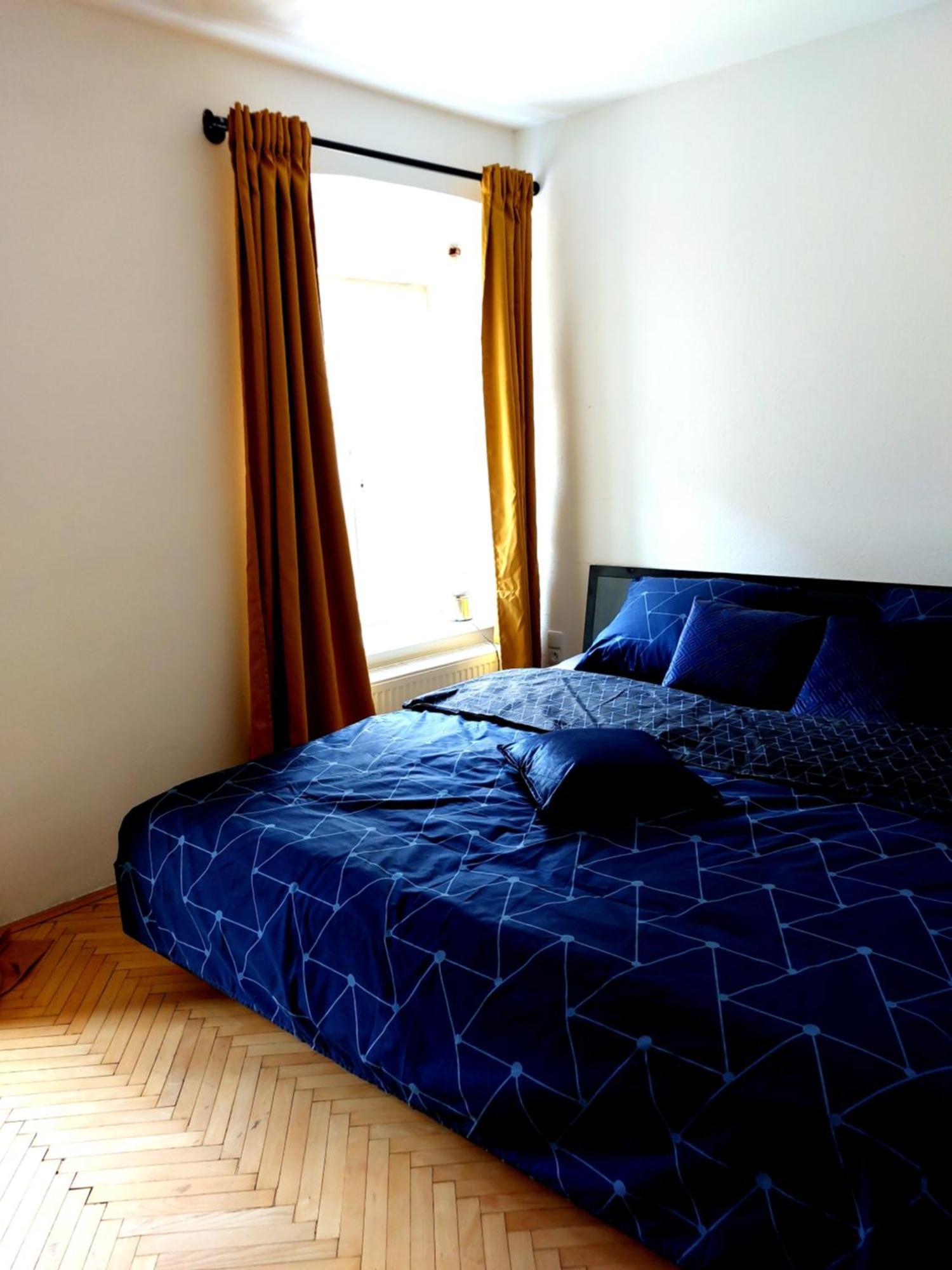 Michael'S Gate Large Apartment In A 15Th-Century Building, Old Town Bratislava Eksteriør bilde